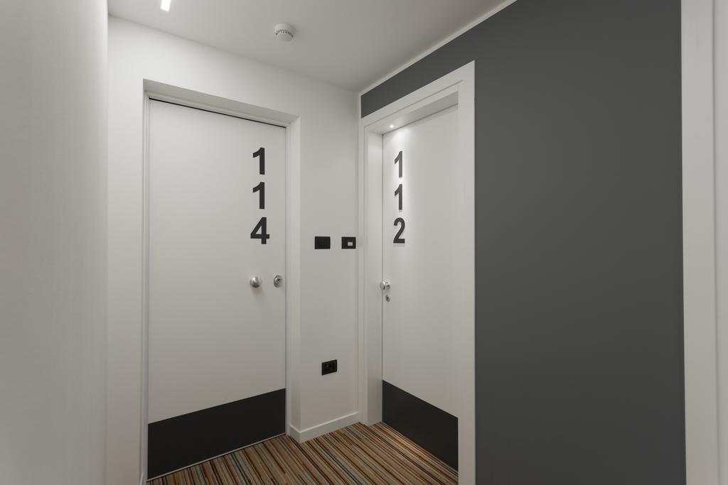 ברסאנונה Tourist Hotel מראה חיצוני תמונה